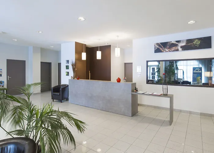 Vacanceole - Les Jardins De Balnea Loudenvielle